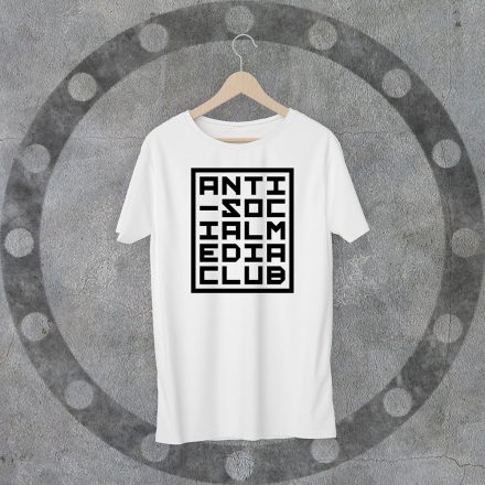 Antisocial media club környakú fehér póló