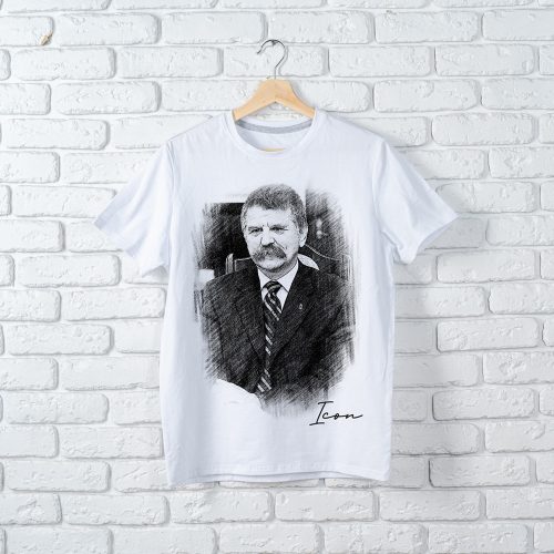 Kövér környakú fehér póló