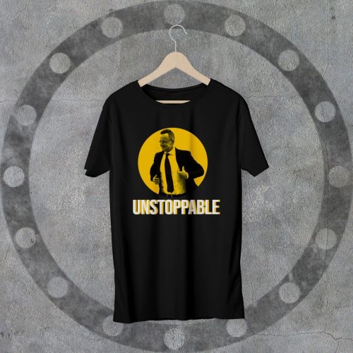 UNSTOPPABLE környakú fekete póló